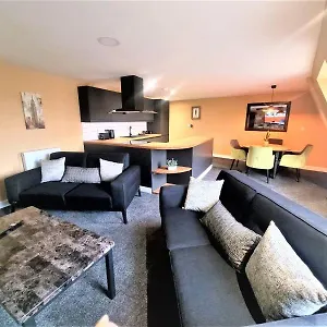 Friary House Serviced By Roomsbooked - 24hr Reception Gloucester
